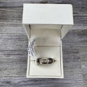 0.25 or 1/4 Carat Total Weight Band 10KTT Gold Tradition Diamond Ring Size 10